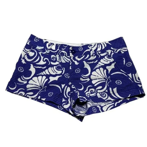 Lilly Pulitzer Blue and White walsh shorts - Picture 2 of 9
